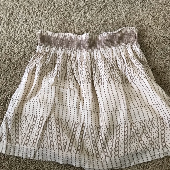 Tan skirt - Picture 1 of 1